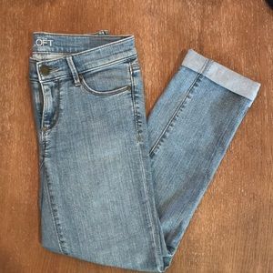 LOFT Modern Cuffed Cropped Jeans 25/0